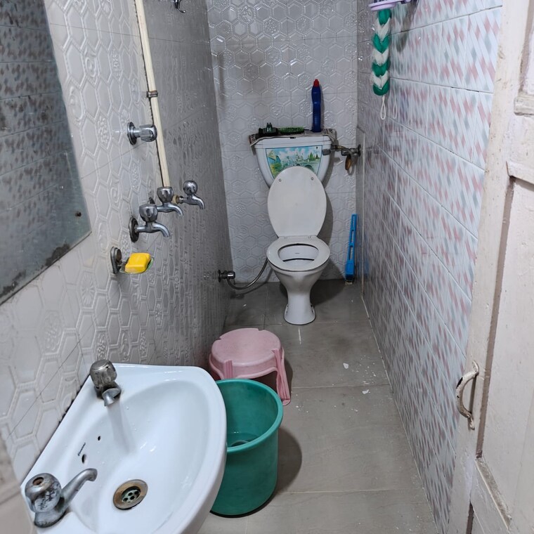 Bathroom, sector 45 2 Bedroom 580 Sq.Ft. Apartment In Sector 45 Chandigarh 8627771