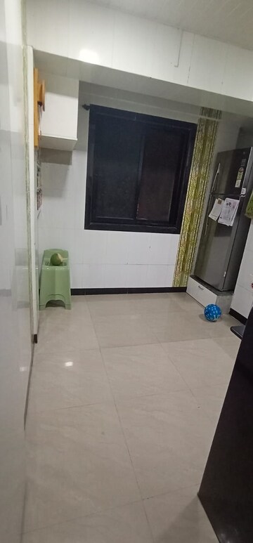 1 BHK Apartment For Sale in Runwal Plaza, Vartak Nagar