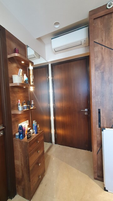 Furnished Amenities in 3 BHK Apartment at One Hiranandani Park, Ghodbunder Road – for Sale