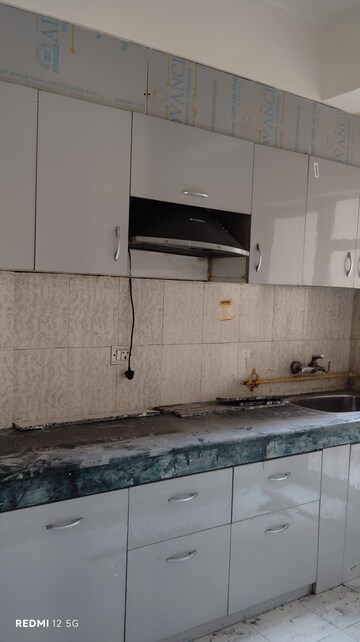 Bathroom in 3 BHK Apartment at Paras Tierea, Sector 137 – for Rent