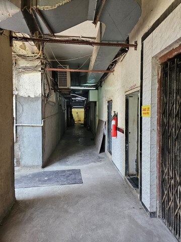 Parking in  Shop at Laxmi Industrial Estate Lower Parel, Lower Parel – for Sale