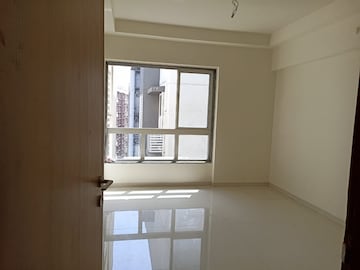 Room in 2 BHK Apartment at Siddivinayak Aarundhati Heights, Chembur – for Rent