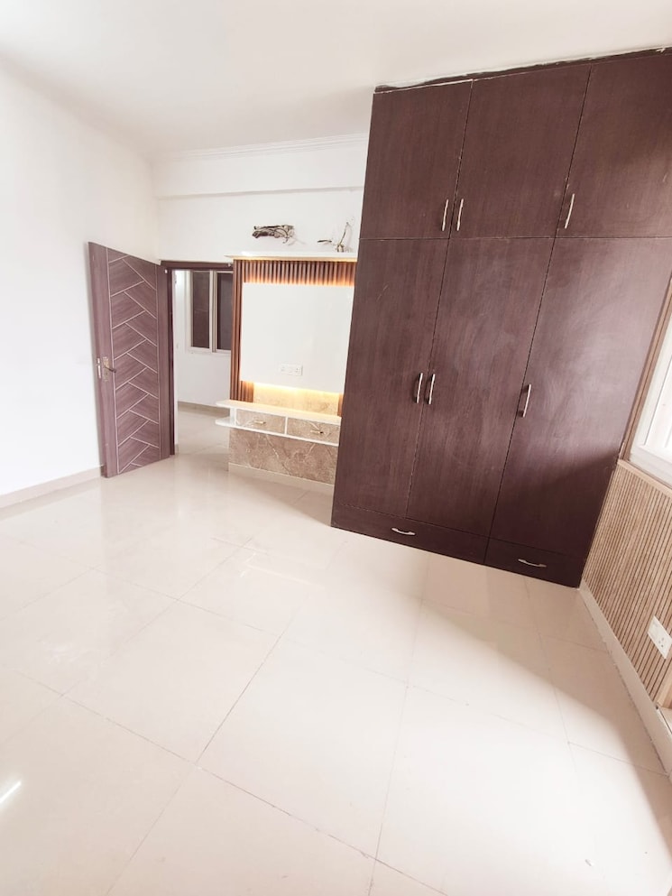 Room, dhakoli 2 Bedroom 1200 Sq.Ft. Apartment In Dhakoli Zirakpur 8627693