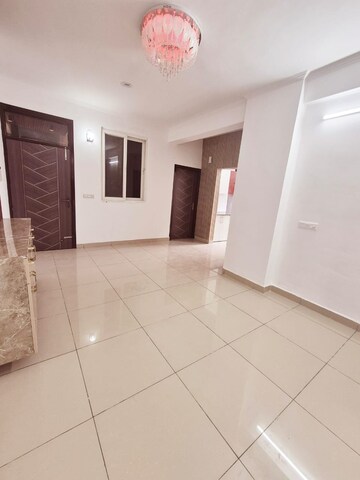 2 BHK Apartment For Rent in Dhakoli