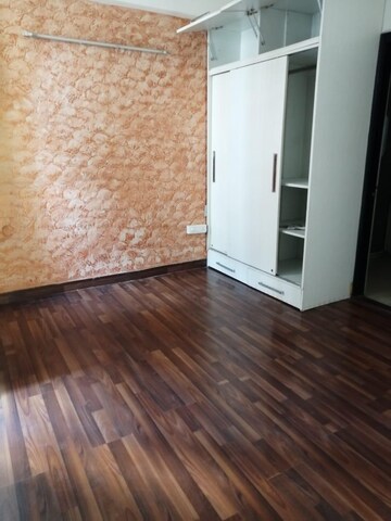 2 BHK Apartment For Sale in Prateek Wisteria, Sector 77
