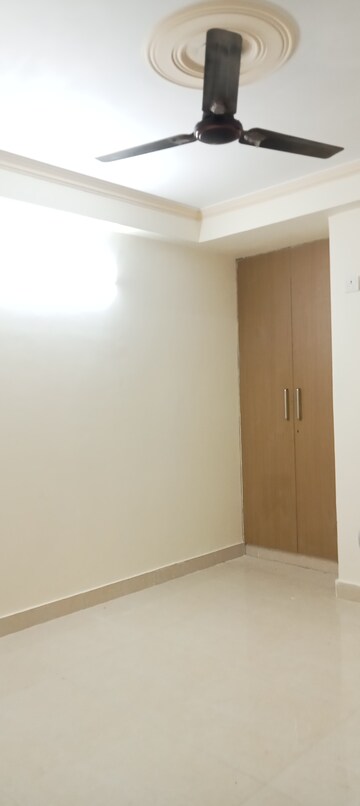 Room in 2 BHK Builder Floor at Panchsheel Vihar – for Rent