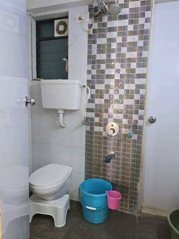 Bathroom in 2 BHK Apartment at Unique Shanti Skyline 2, Mira Road – for Sale