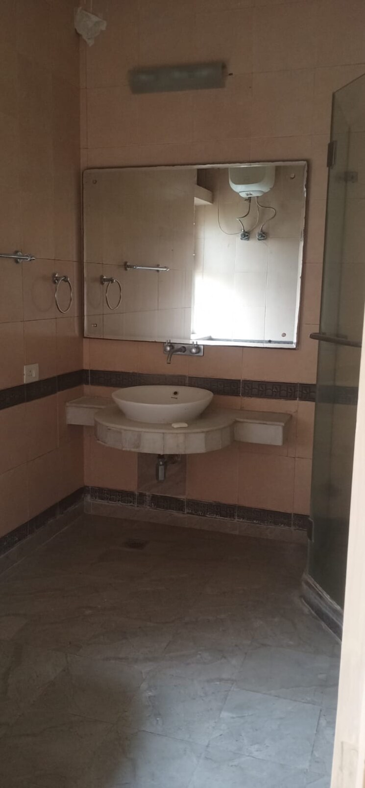 Bathroom, unitech-nirvana-country-cedar-crest 5 Bedroom 3500 Sq.Ft. Villa In Sector 50 Gurgaon 8627896