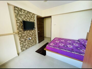 Bedroom in 3 BHK Apartment at Cosmos Horizon Phase 2, Pokhran Road No Two – for Rent