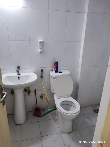 Bathroom in 2 BHK Apartment at Supertech Cape Town, Sector 74 – for Sale