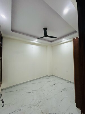 Room in 2 BHK Builder Floor at Upsidc Site C – for Sale