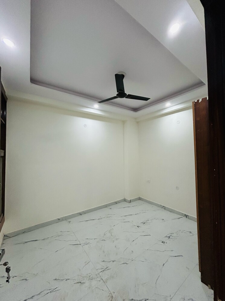 Room, upsidc site c 2 Bedroom 1000 Sq.Ft. Builder Floor In Upsidc Site C Greater Noida 8628102