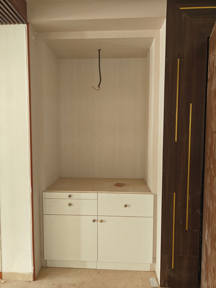 Bathroom, uday-arden-45 6+ Bedroom 6000 Sq.Ft. Independent House In Sector 45 Gurgaon 8628235