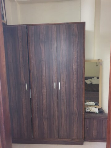 Furnished Amenities in 1 BHK Builder Floor at Sector 54 – for Rent