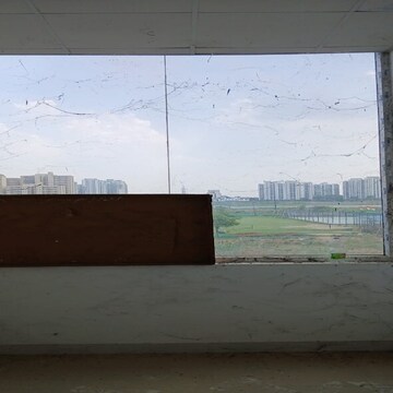 Shop – Exterior View View at SS Omnia, Sector 86 - for Sale