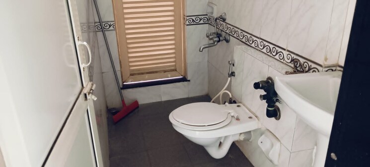 Bathroom, gurukrupa-marina-enclave 1 Bedroom 452 Sq.Ft. Apartment In Malad West Mumbai 8628245