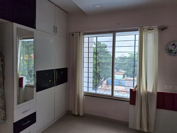 Room in 2 BHK Apartment at Much More Apartment, Tingre Nagar – for Rent