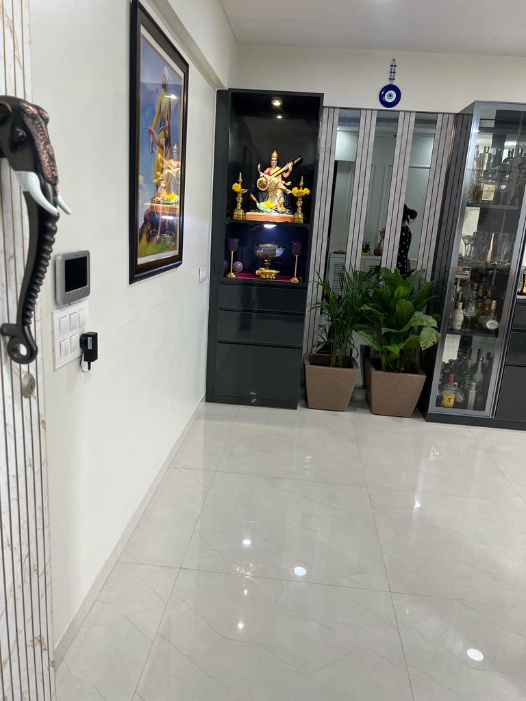 1 BHK Apartment For Rent in Gurukrupa Marina Enclave