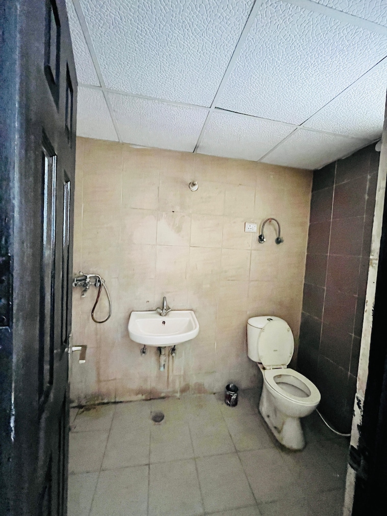 Bathroom, eureka-diya-green-city 1 Bedroom 684 Sq.Ft. Apartment In Raj Nagar Extension Ghaziabad 8628344