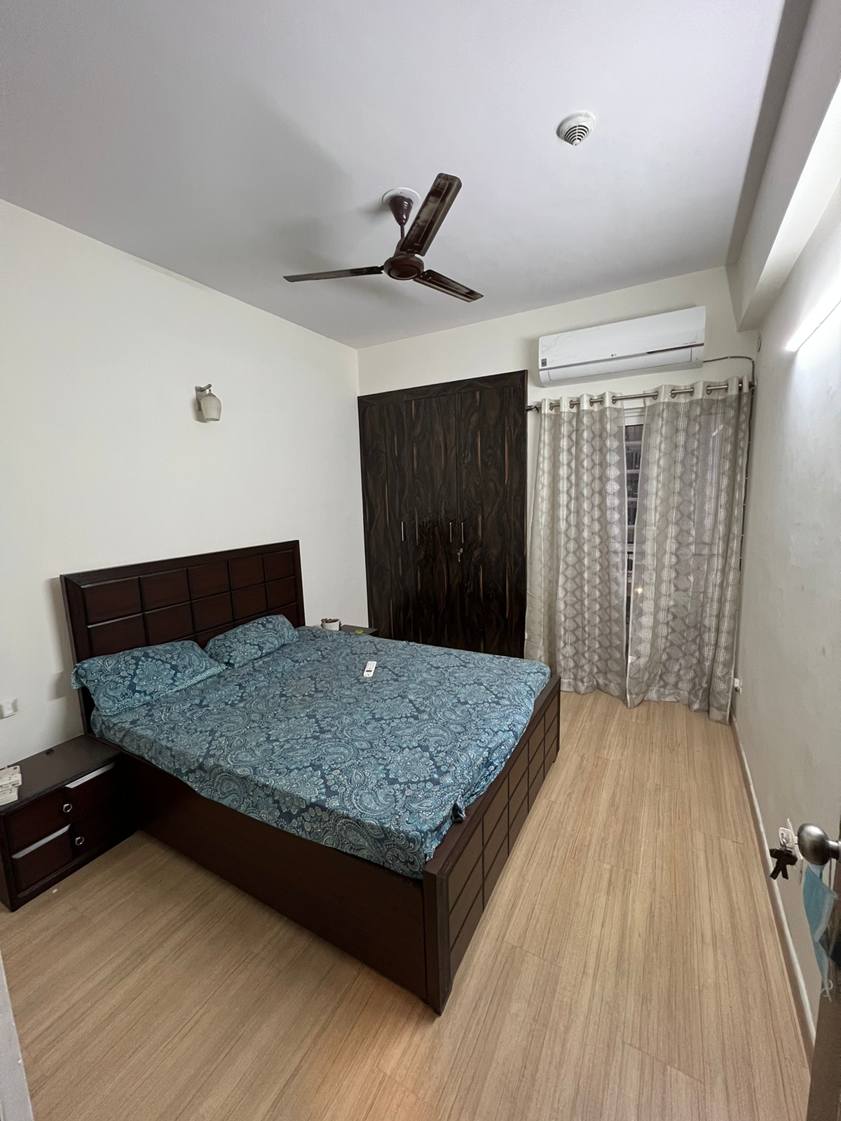 3 BHK Apartment For Rent in Moti Nagar