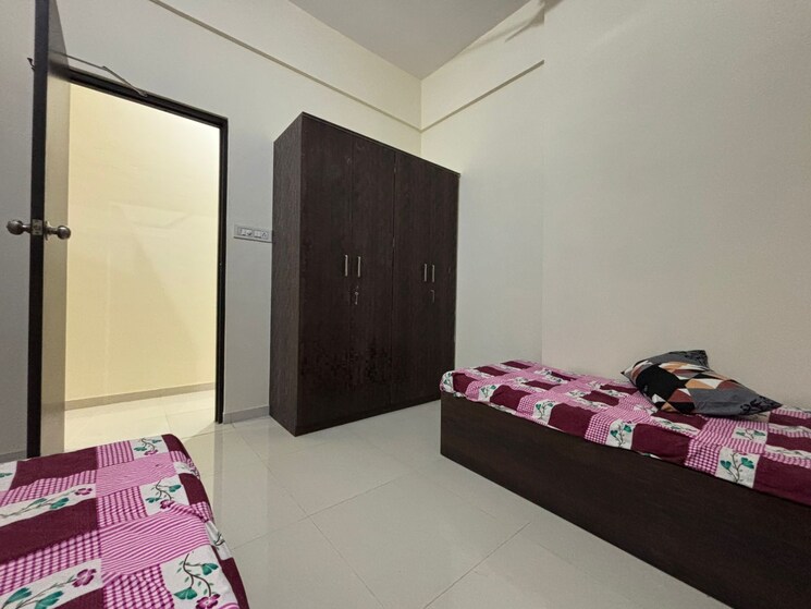 Room, goregaon west Pg For Girls In Goregaon West 8628341