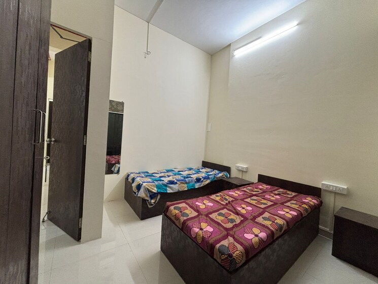 Room, goregaon west Pg For Girls In Goregaon West 8628341