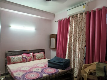 Bedroom in 3 BHK Builder Floor at Ardee City, Sector 52 – for Rent
