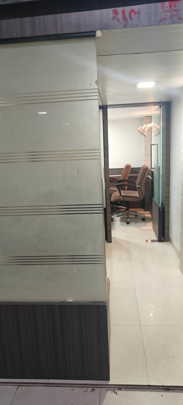 Furnished Amenities in  Office Space at Om Heera Panna Mall, Andheri West – for Rent