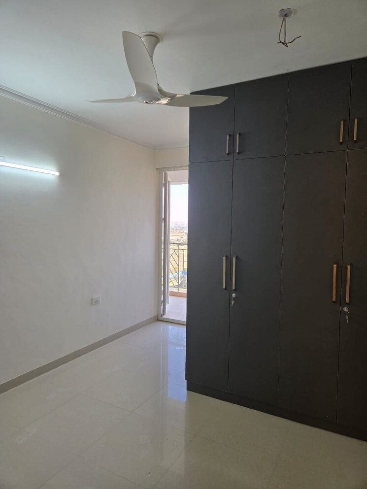 Room, hero-homes-gurgaon 2 Bedroom 683 Sq.Ft. Apartment In Sector 104 Gurgaon 8628485