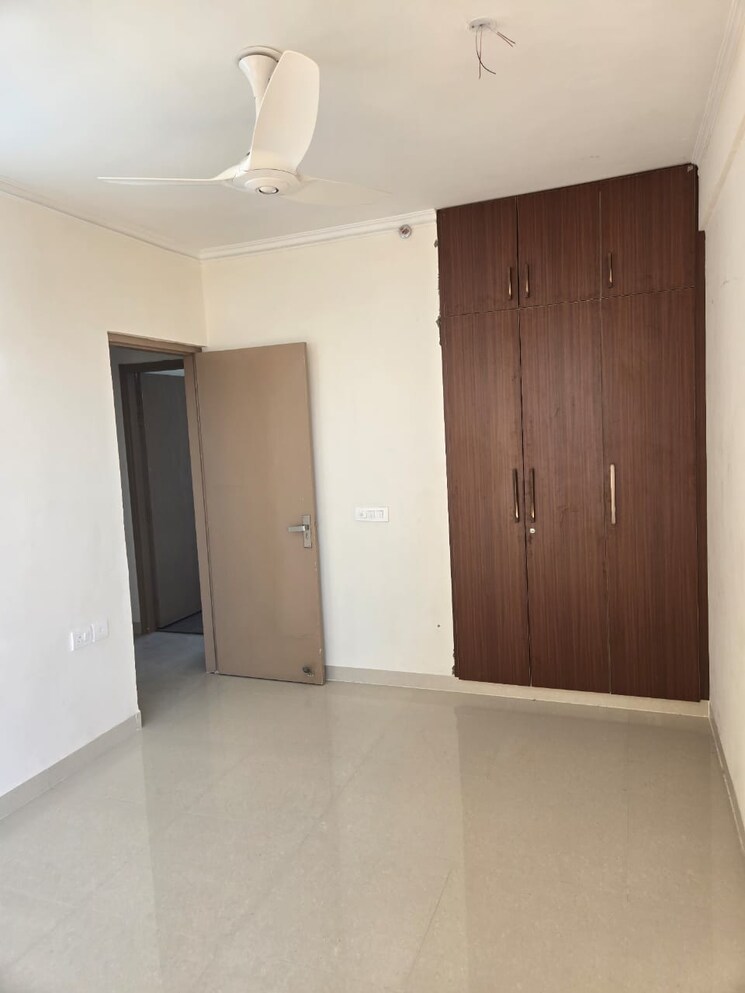 Room, hero-homes-gurgaon 2 Bedroom 683 Sq.Ft. Apartment In Sector 104 Gurgaon 8628485