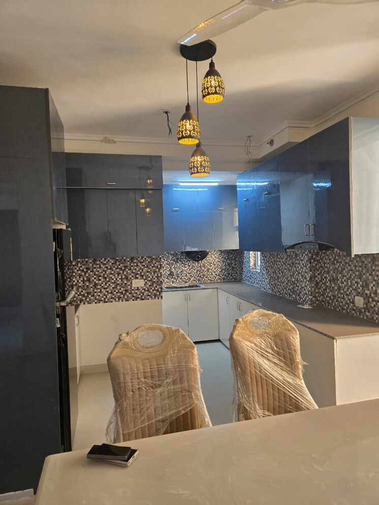 Living Room, hero-homes-gurgaon 2 Bedroom 683 Sq.Ft. Apartment In Sector 104 Gurgaon 8628485