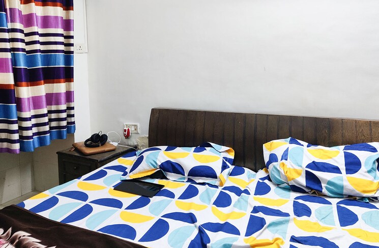 Room, goregaon west Pg For Girls In Goregaon West 8628467