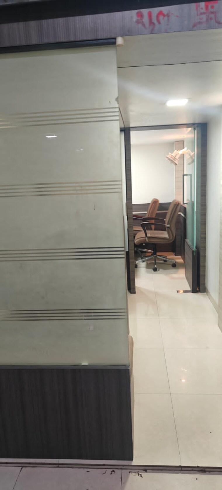 undefined, om-heera-panna-mall Commercial Office Space 390 Sq.Ft. In Andheri West Mumbai 8628586