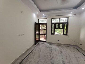 Room in 4 BHK Apartment at RWA Surya Vihar, Sector 21 – for Rent