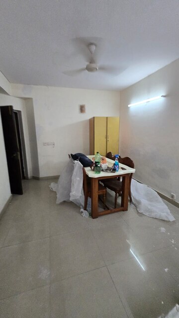 Living Room in 3 BHK Builder Floor at Sector 23 – for Rent
