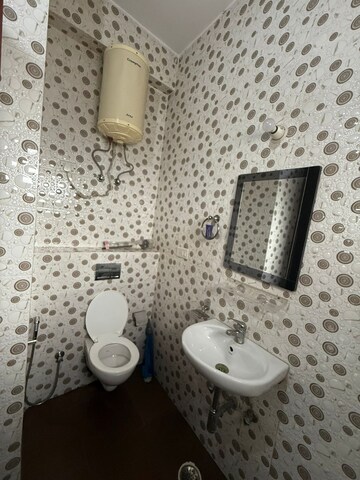 Bathroom in 3 BHK Apartment at Relaxo Apartment, Sector 46 – for Rent