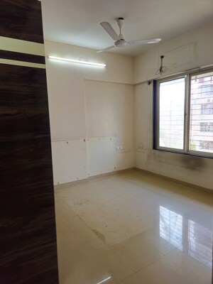 Room in 1 BHK Apartment at Amar Jyoti Tower, Borivali West – for Sale