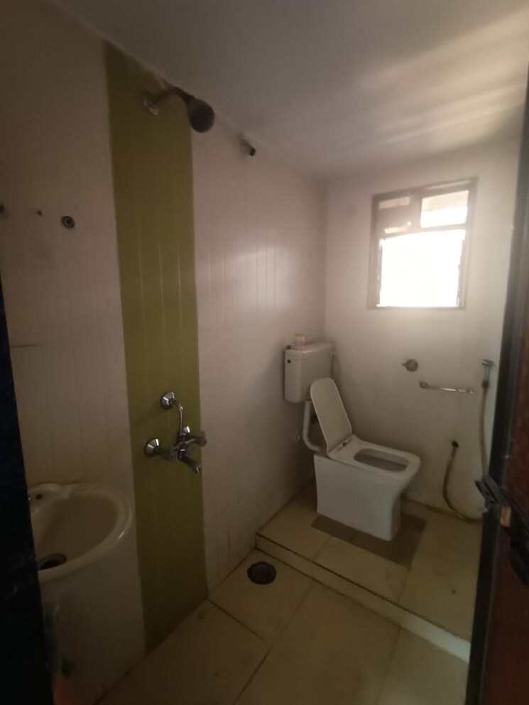 Bathroom, seawoods 2 Bedroom 1105 Sq.Ft. Apartment In Seawoods Navi Mumbai 8628993