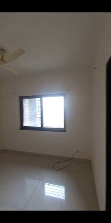 Room in 3 BHK Builder Floor at Paranjape Blue Ridge, Hinjewadi – for Rent