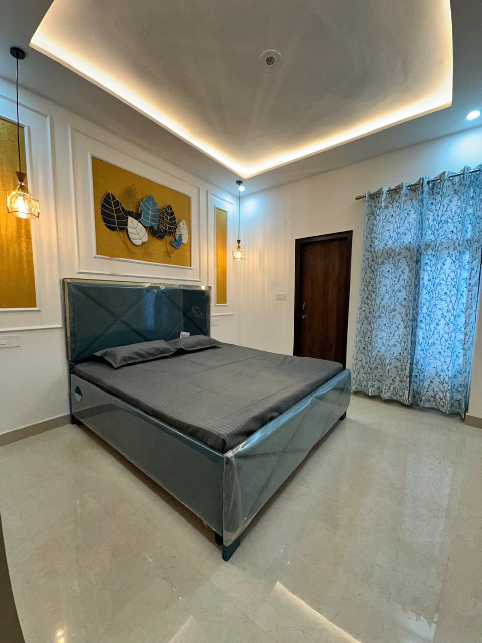 2 BHK Apartment For Sale in Golden Estate