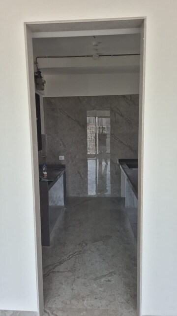  2 BHK Apartment at Viceroy Savana, Kandivali East – for Rent