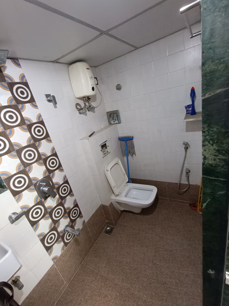 Bathroom, sangharsh-chs 2 Bedroom 1200 Sq.Ft. Apartment In Nerul Sector 25 Navi Mumbai 8629289