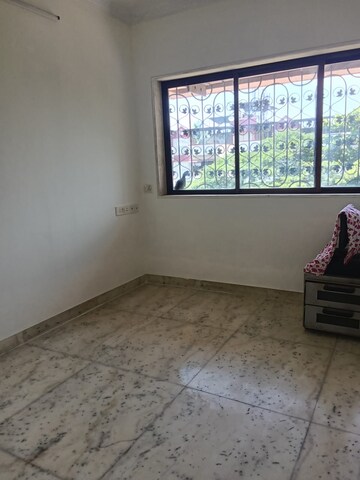 Room in 3 BHK Apartment at Charkop Sector 3 – for Rent