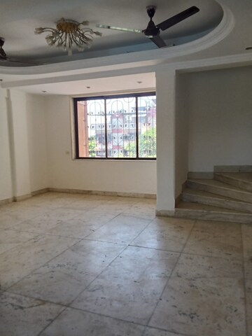 Room in 3 BHK Apartment at Charkop Sector 3 – for Rent