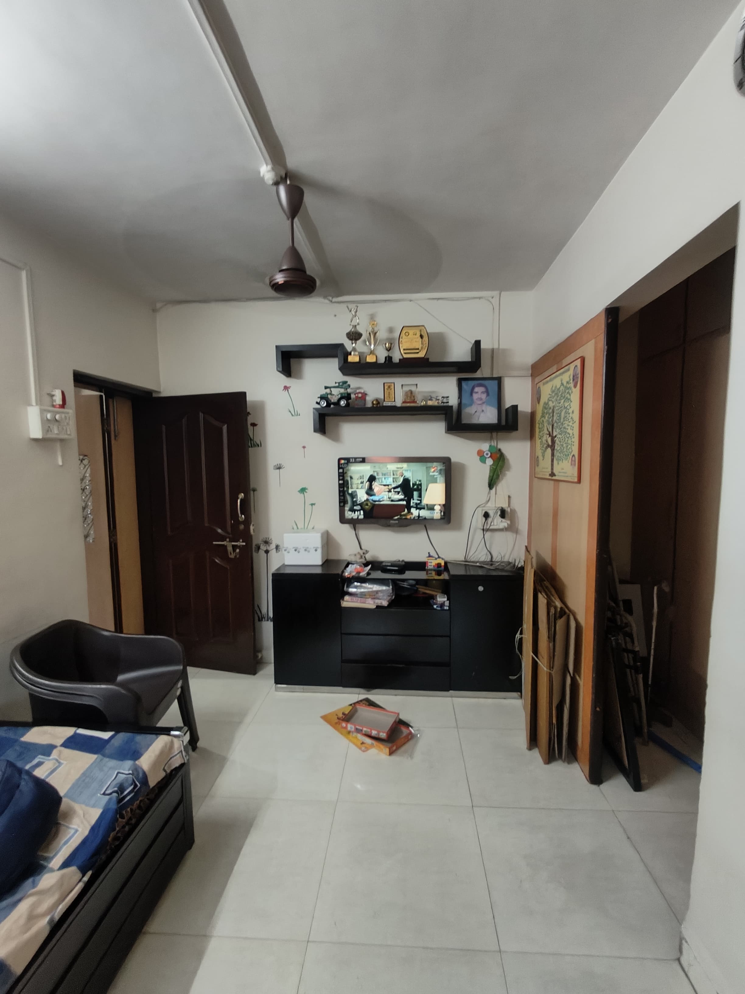 1 BHK + Extra Room 650 Sq.Ft. Apartment in Nagesh  Tower