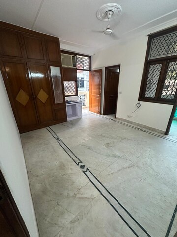 2 BHK Builder Floor For Rent in Lajpat Nagar 4