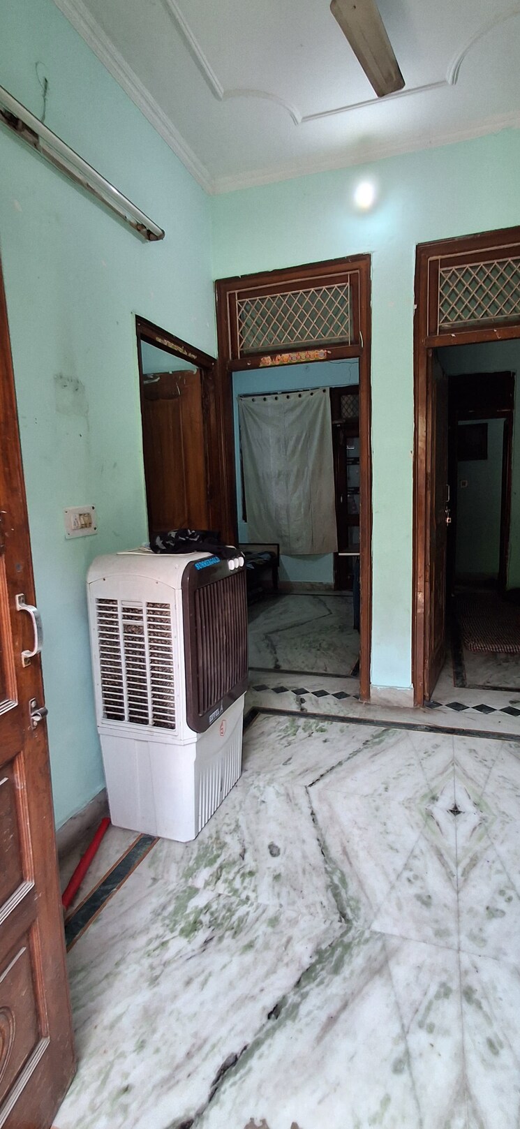 Living Room, delta i greater noida 2 Bedroom 60 Sq.Yd. Builder Floor In Delta I Greater Noida Greater Noida 8629341