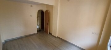 Room in 6 BHK Independent House at Juinagar – for Sale