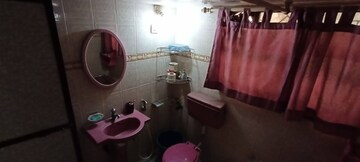 Attached Bathroom in 6 BHK Independent House at Juinagar – for Sale