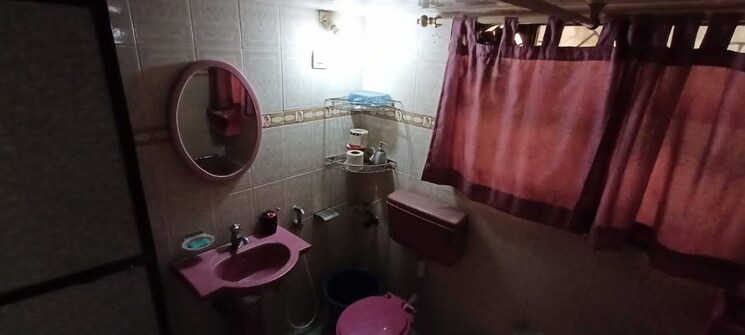Attached Bathroom, juinagar 6 Bedroom 3200 Sq.Ft. Independent House In Juinagar Navi Mumbai 8629326